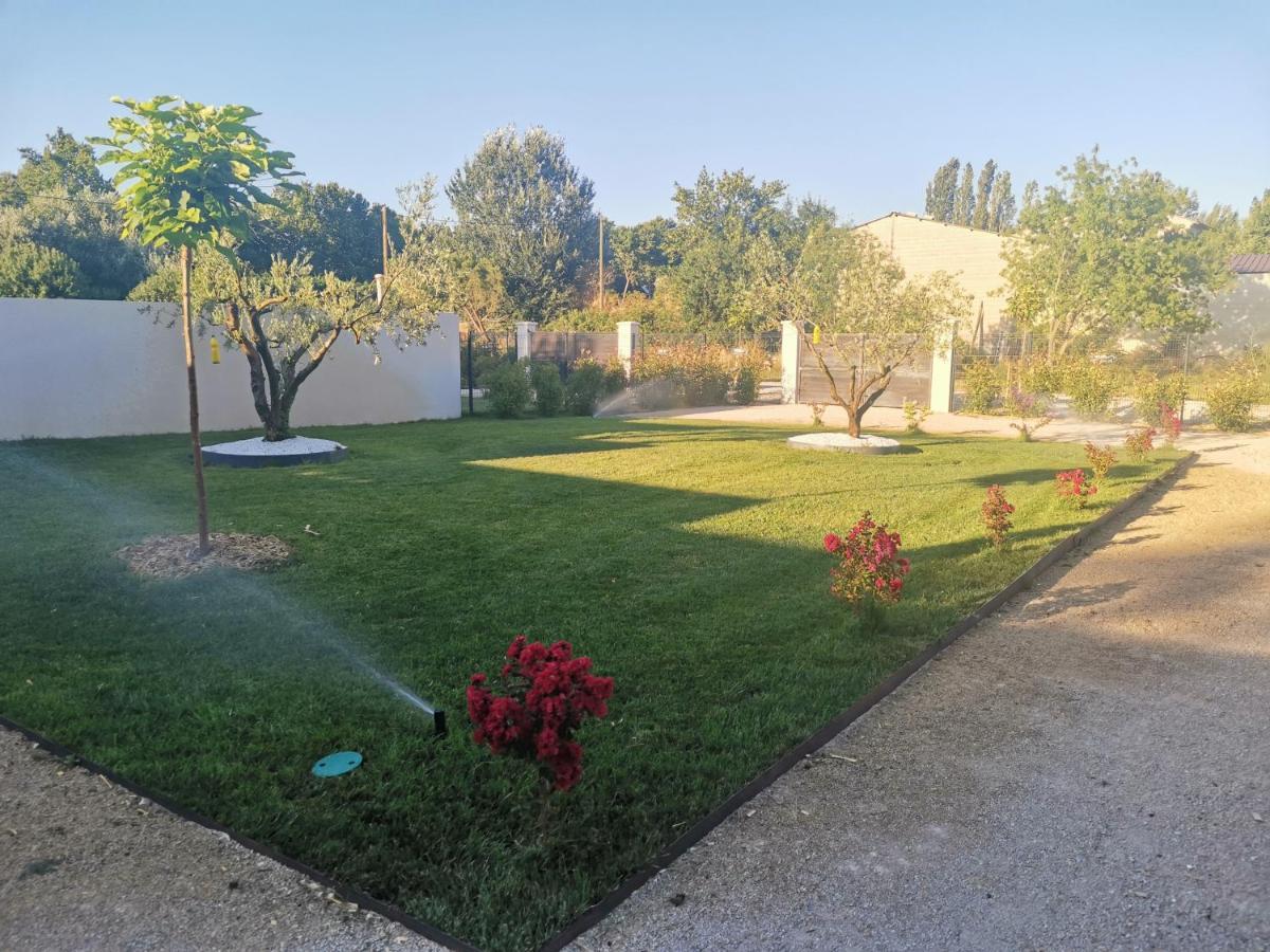 Maison En Campagne أفينيون المظهر الخارجي الصورة
